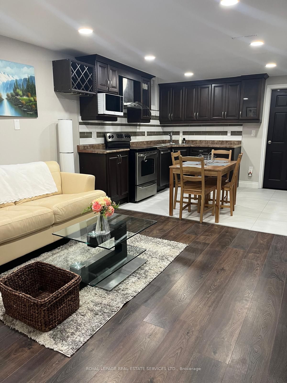 6057 Leeside Crescent Basement