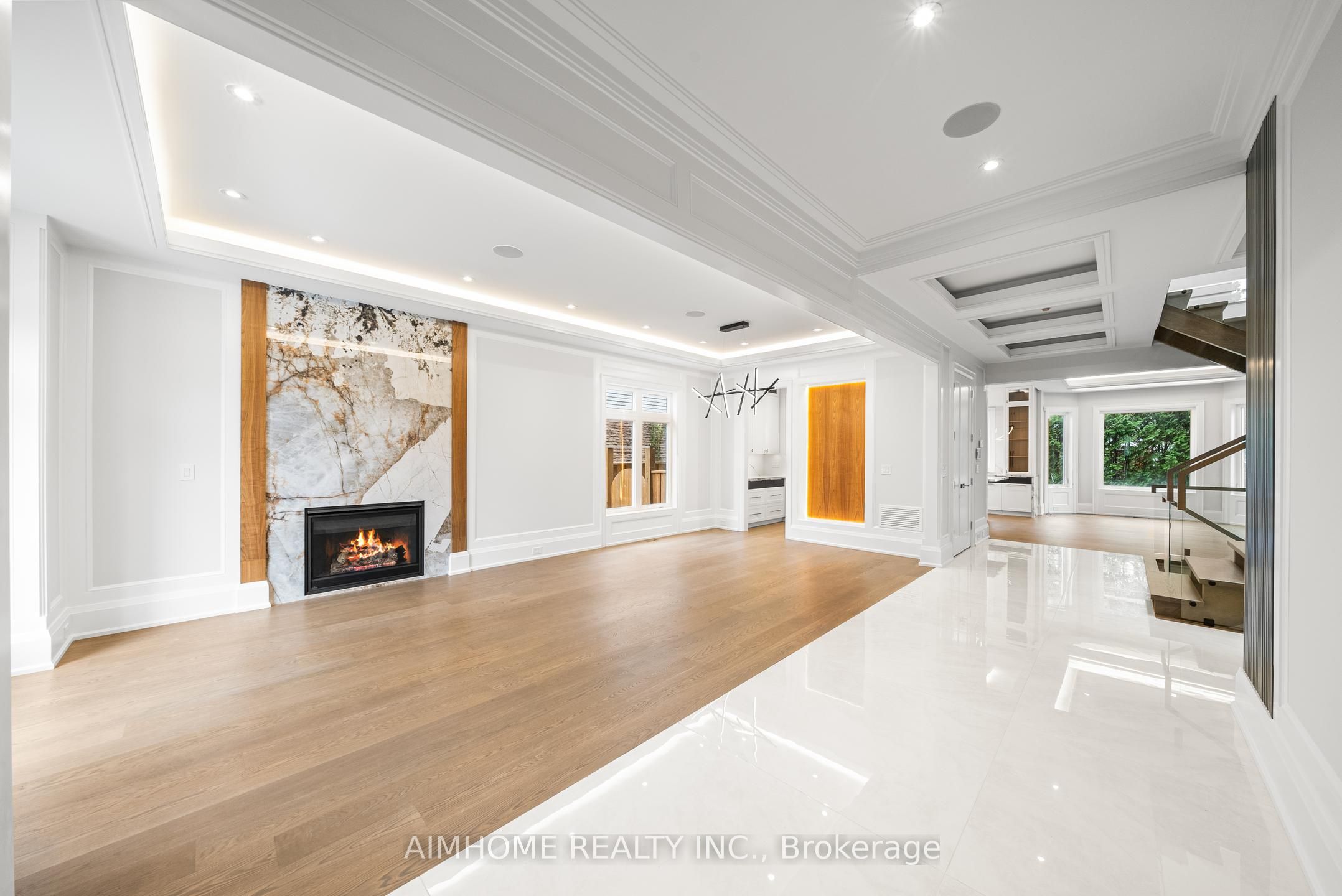 21 Summerfeldt Crescent