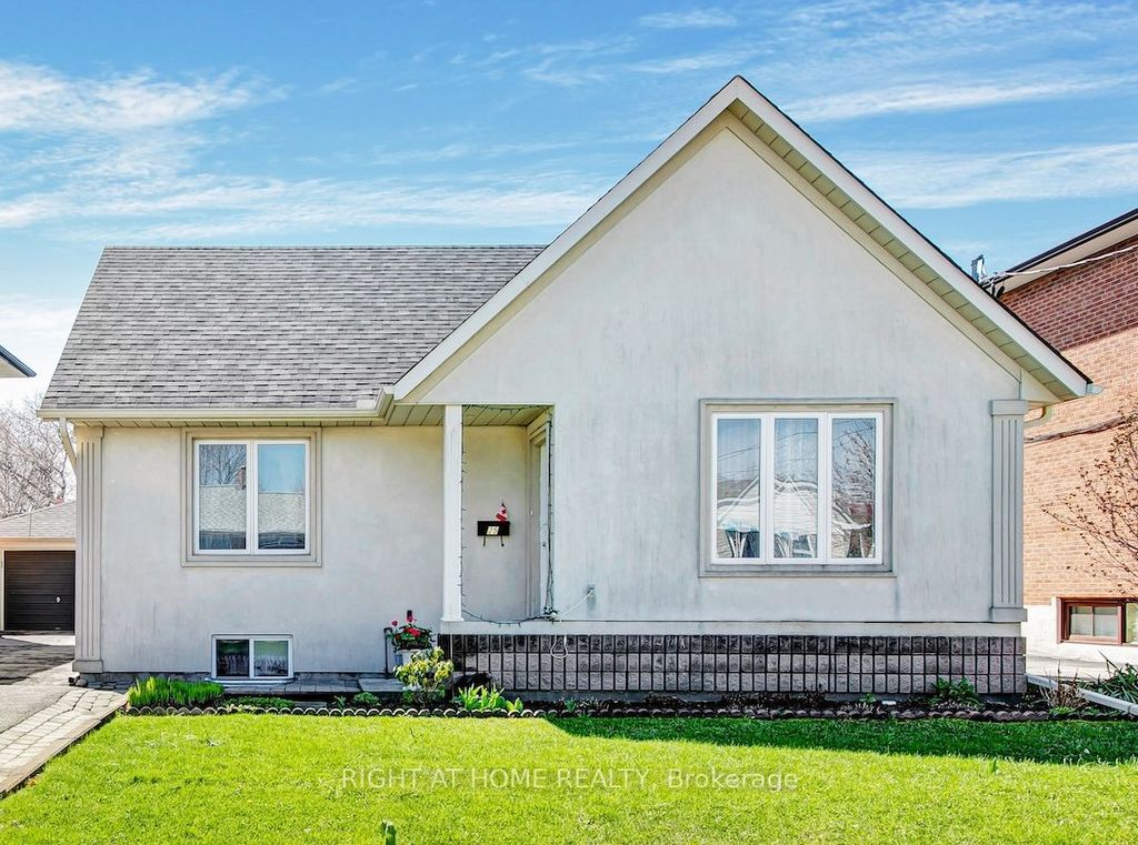Photo of 25 Burlingame Road, Toronto, ON M8W 1Y7 (MLS # W13045268)