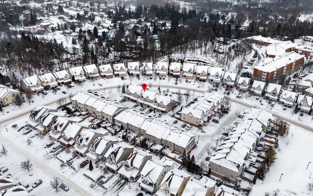 Photo of 44 Sutcliff Lane, Halton Hills, ON L7G 0C2 (MLS # W12844346)