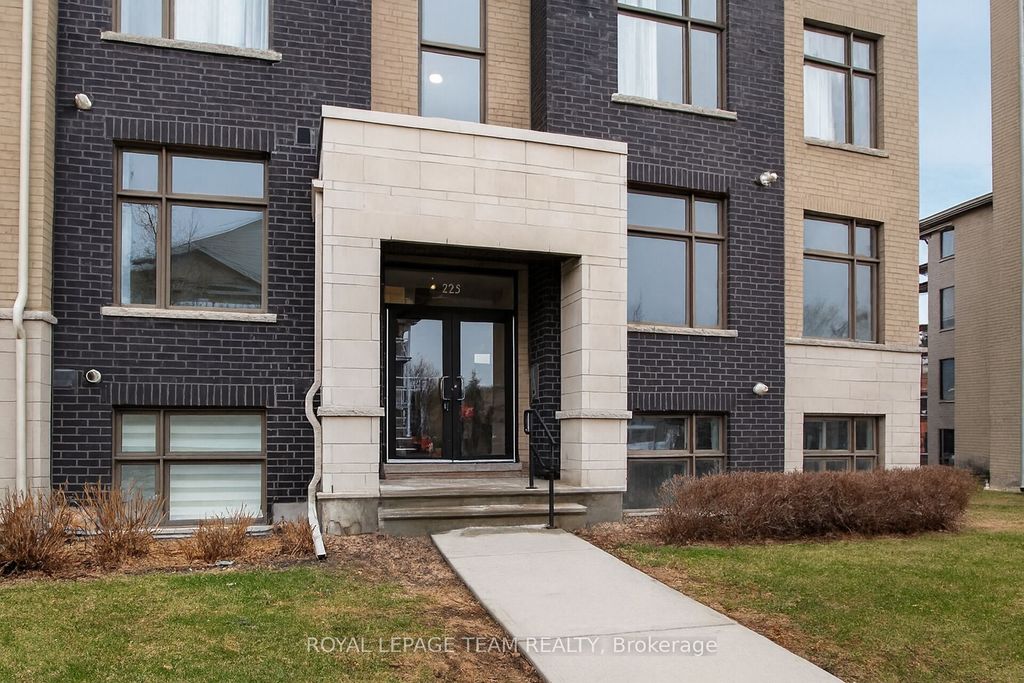 Photo of 225 Citiplace Drive #C, Cityview - Parkwoods Hills - Rideau Shore, ON K2E 0C5 (MLS # X12571812)
