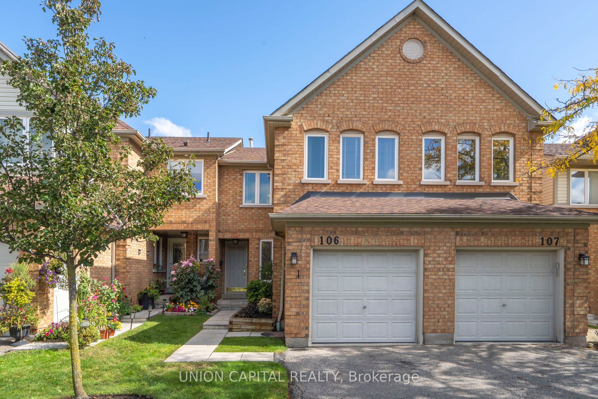 2555 Thomas Street 106