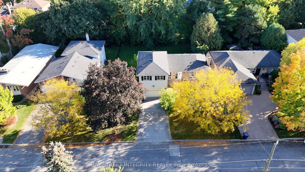 Photo of 143 Munro Boulevard, Toronto, ON M2P 1C9 (MLS # C12458726)