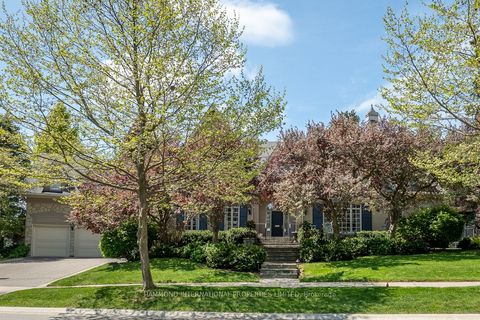 17 Bayview Ridge N/A Toronto ON M2L 1E3