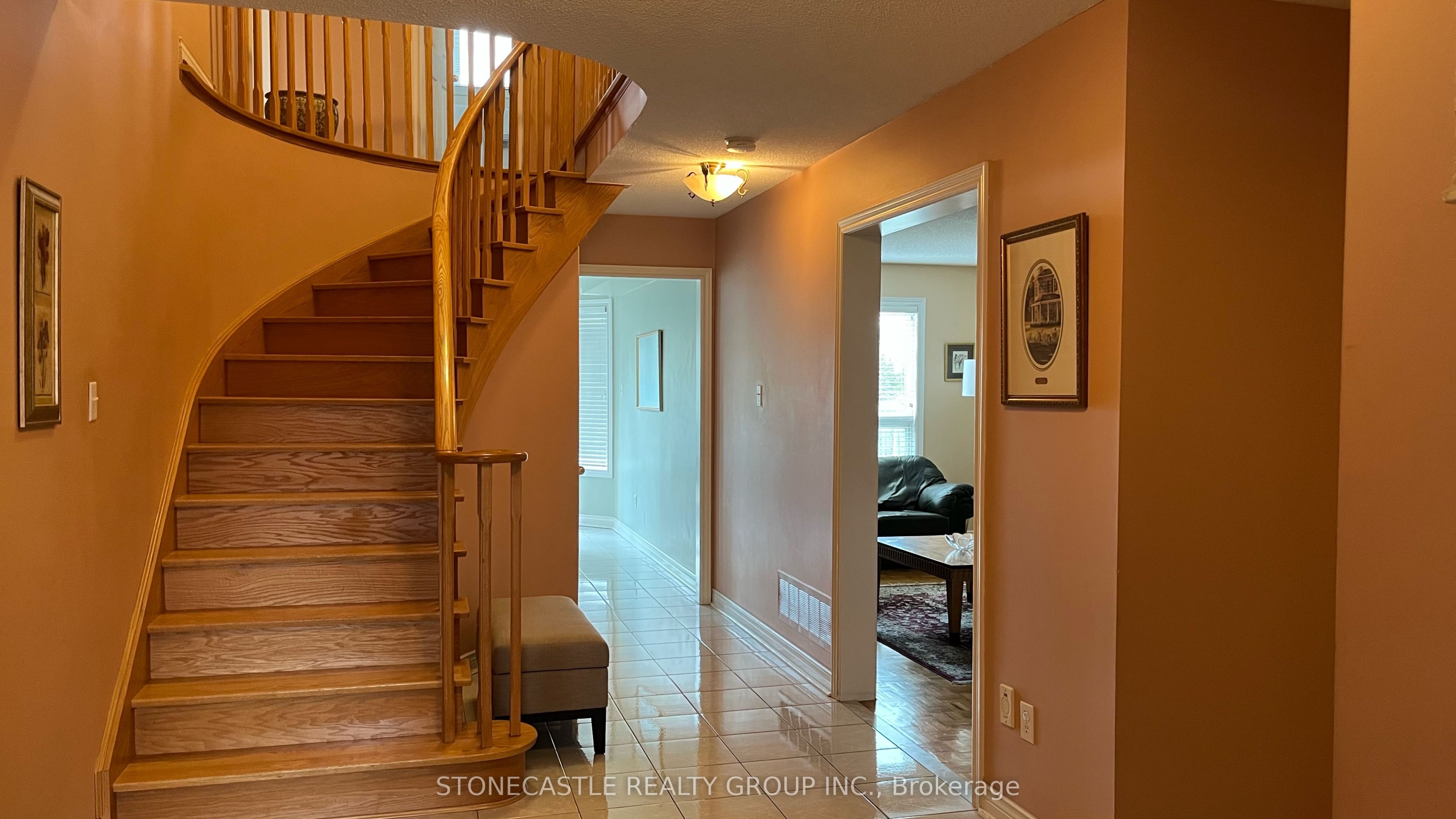 70 Zucchet Court