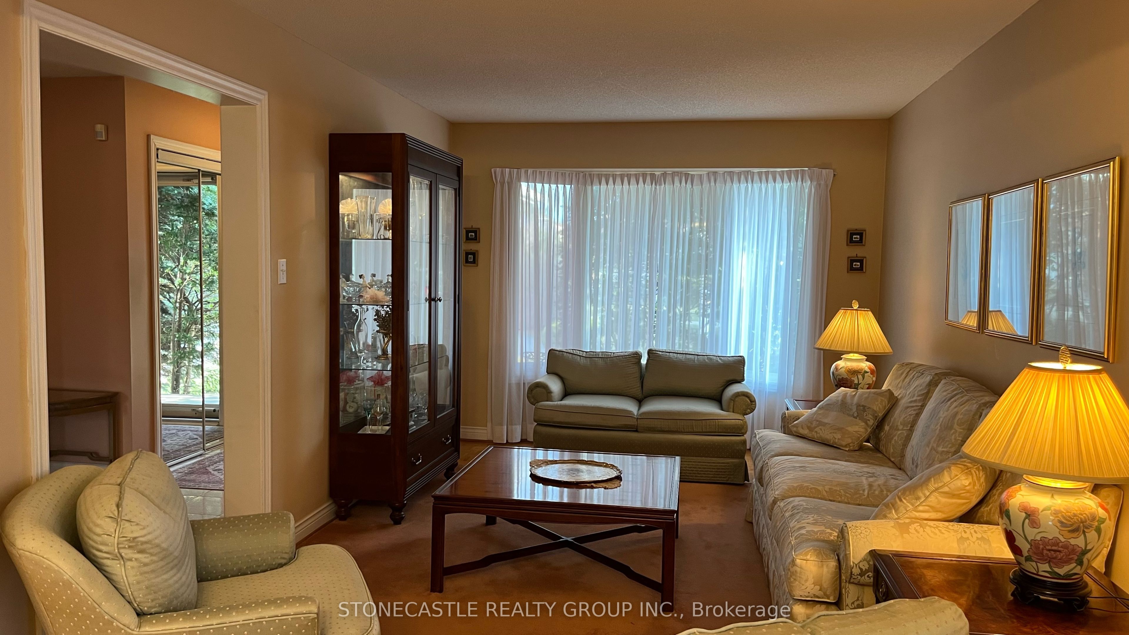 70 Zucchet Court