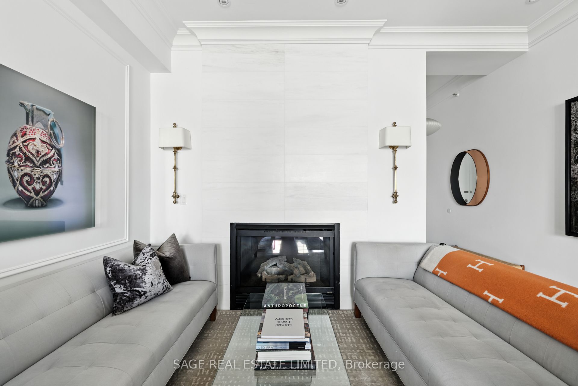 670 Richmond Street W 205