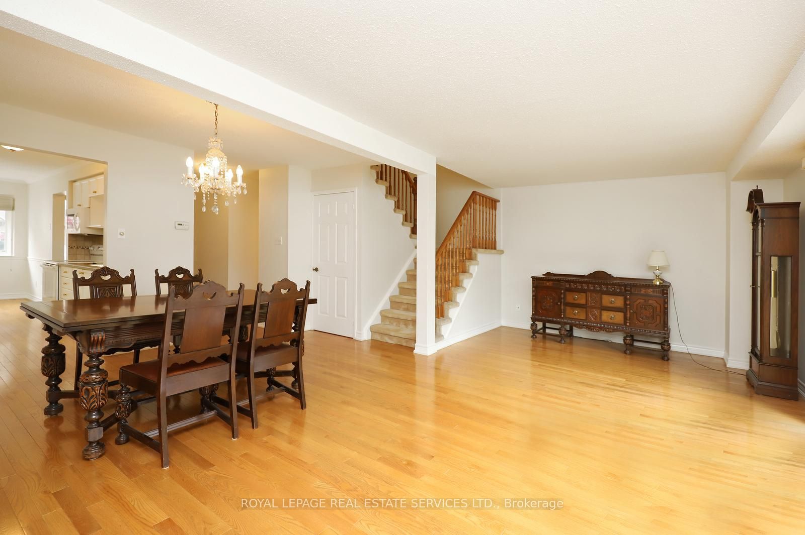 1180 Walden Circle 28