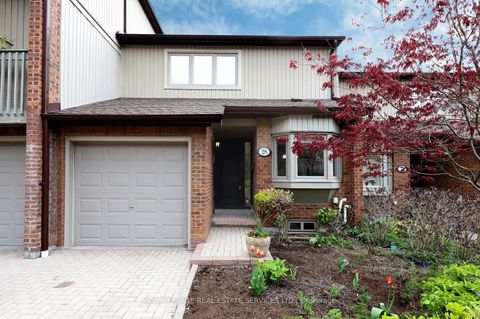 1180 Walden Circle 28 Mississauga ON L5J 4J9