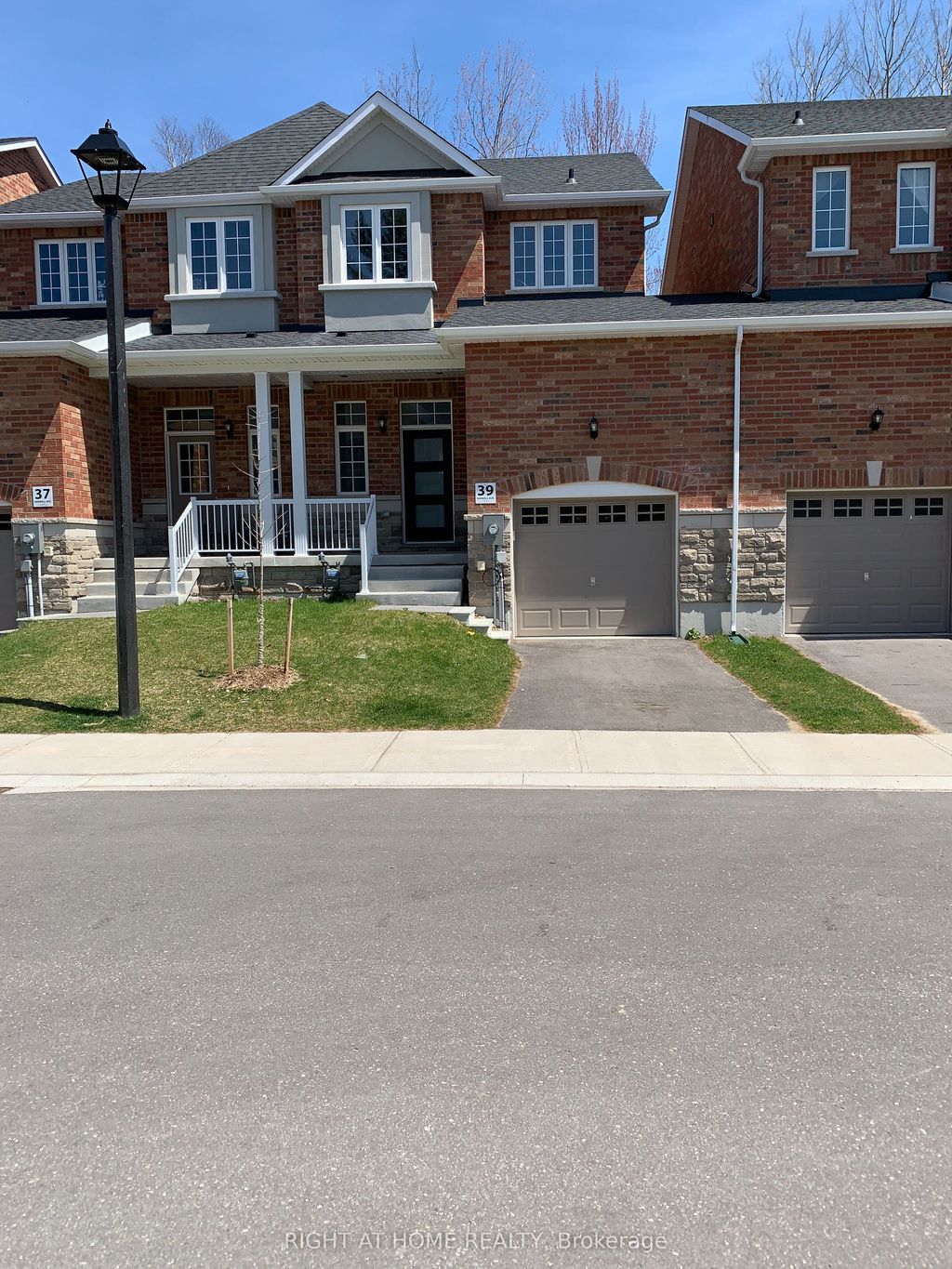 Photo of 39 Farwell Avenue, Wasaga Beach, ON L9Z 0H3 (MLS # S12852712)