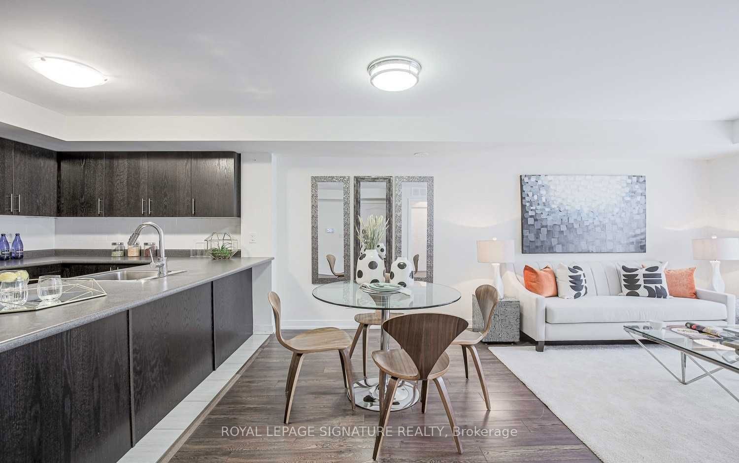 65 Lindcrest Manor 1110