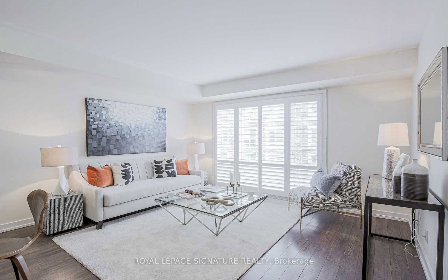 65 Lindcrest Manor 1110