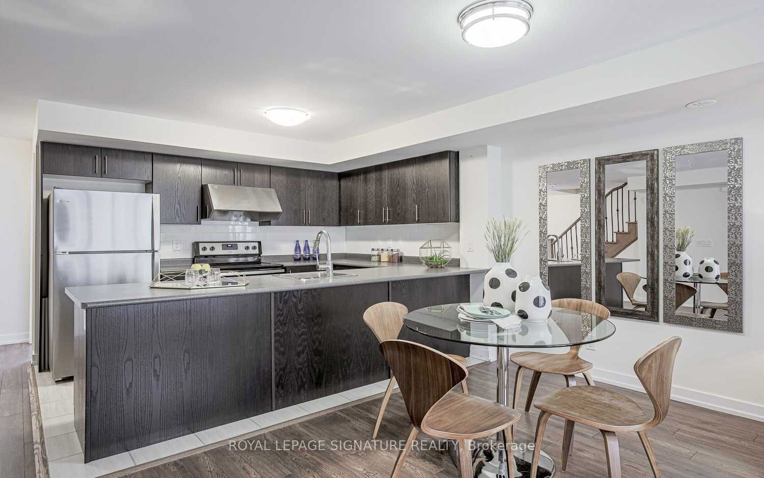 65 Lindcrest Manor 1110