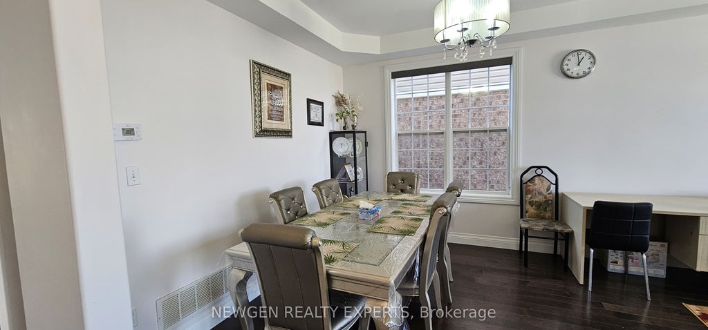 Photo of 687 Marley Crescent, Milton, ON L9T 5M1 (MLS # W13749080)