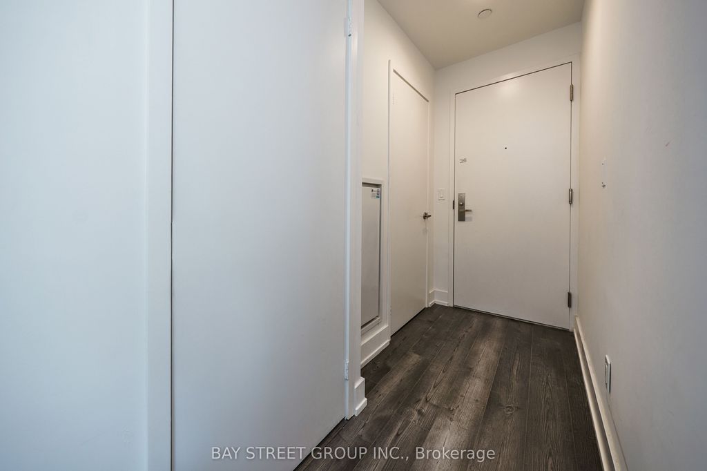 Photo of 75 St Nicholas Street #809, Toronto, ON M4Y 0A5 (MLS # C13514982)