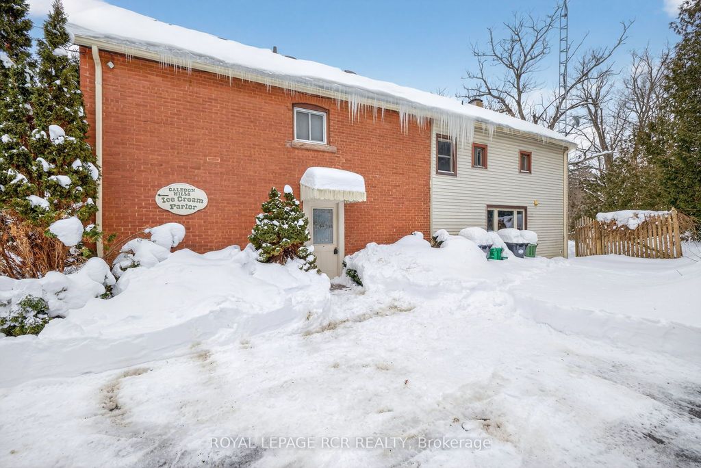 Photo of 815 Forks of the Credit Road, Caledon, ON L7K 0E7 (MLS # W12750726)