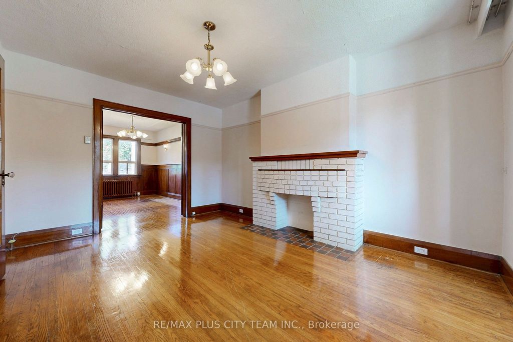 Photo of 180 Pendrith Street, Toronto, ON M6G 1S2 (MLS # W12411322)