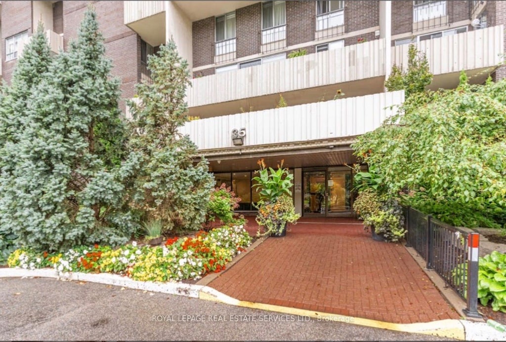 Photo of 35 Ormskirk Avenue #406, Toronto, ON M6S 1A8 (MLS # W13769492)