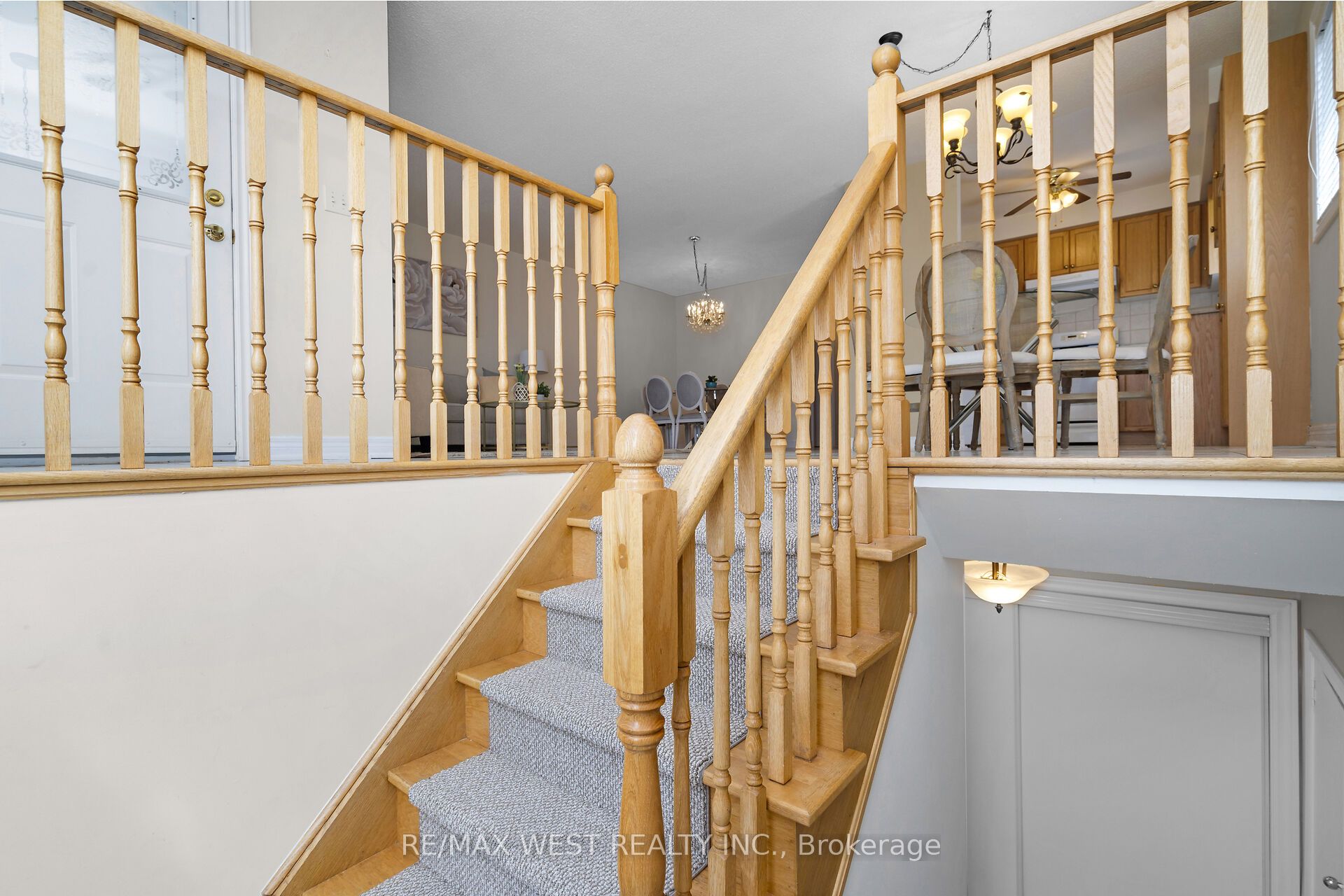 362 Avro Road
