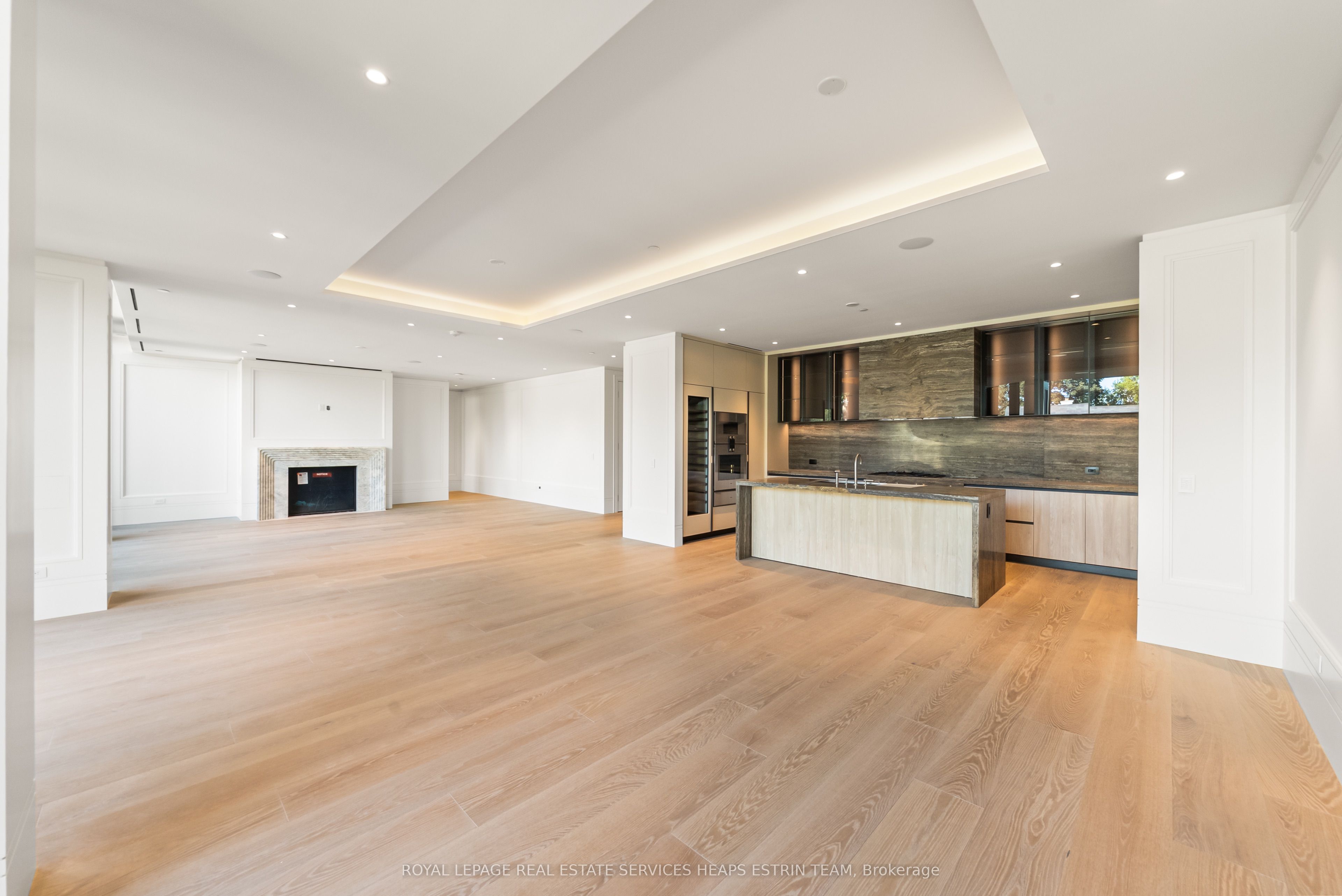 7 Dale Avenue 302