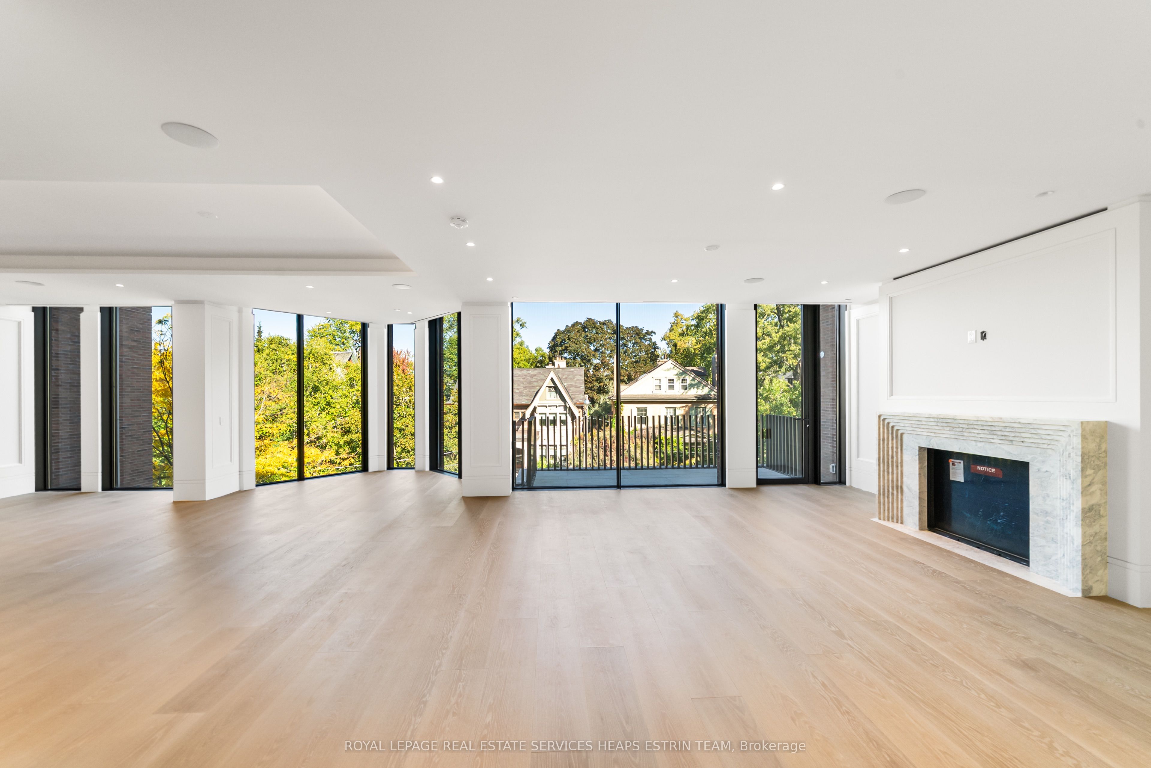 7 Dale Avenue 302