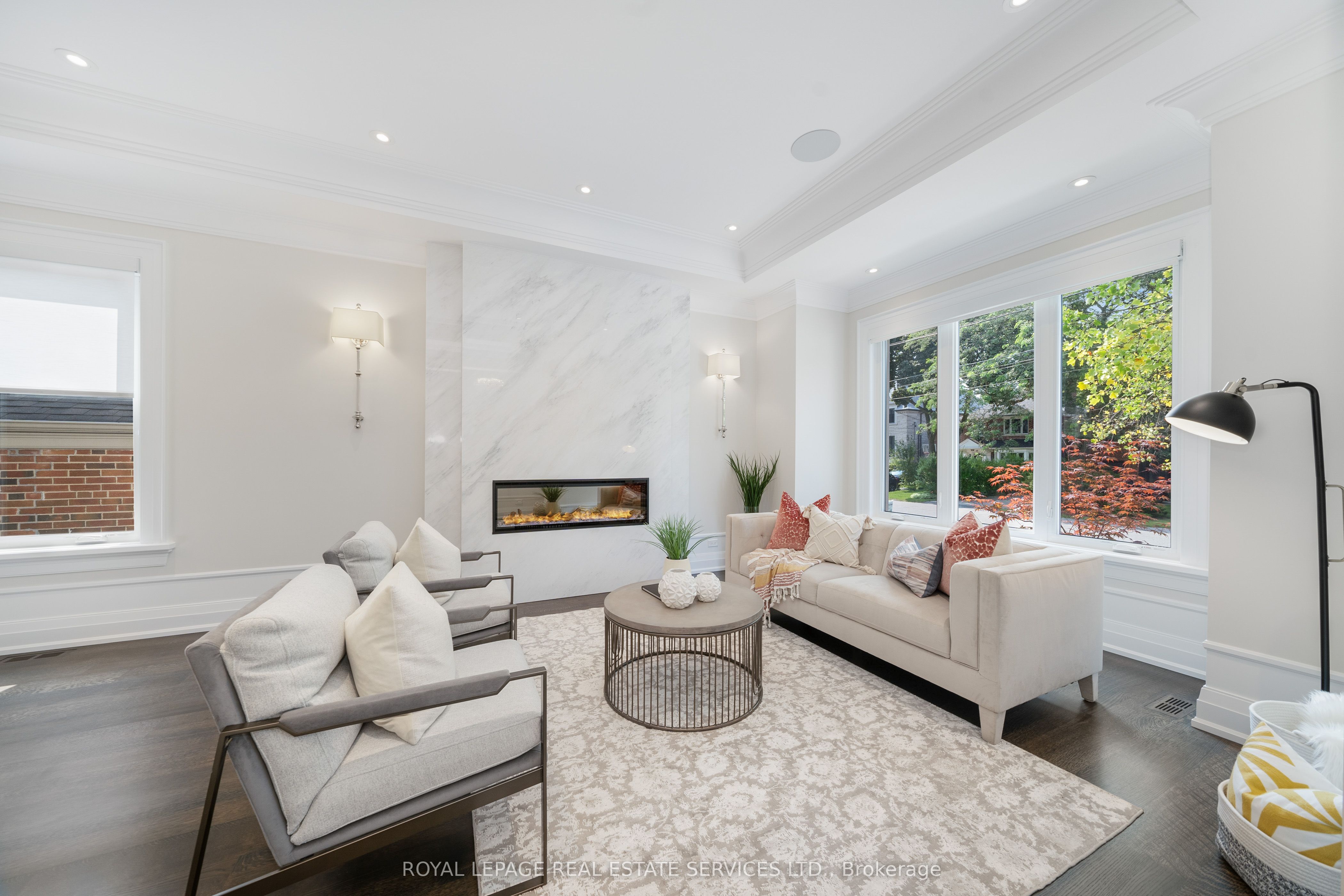 83 Kimbark Boulevard