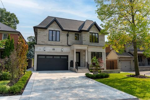 83 Kimbark Boulevard Toronto ON M5N 2X9