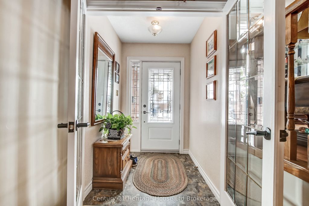 Photo of 11 John Davies Drive, Woodstock, ON N4T 1M9 (MLS # X12750700)