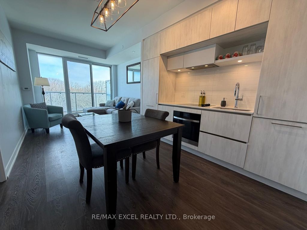 Photo of 6 DAVID EYER Road E #407, Richmond Hill, ON L4S 0N5 (MLS # N12820530)