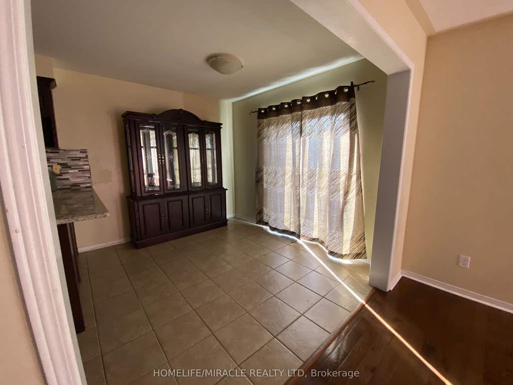 Photo of 7419 Magistrate Terrace, Mississauga, ON L5W 1K9 (MLS # W13629938)