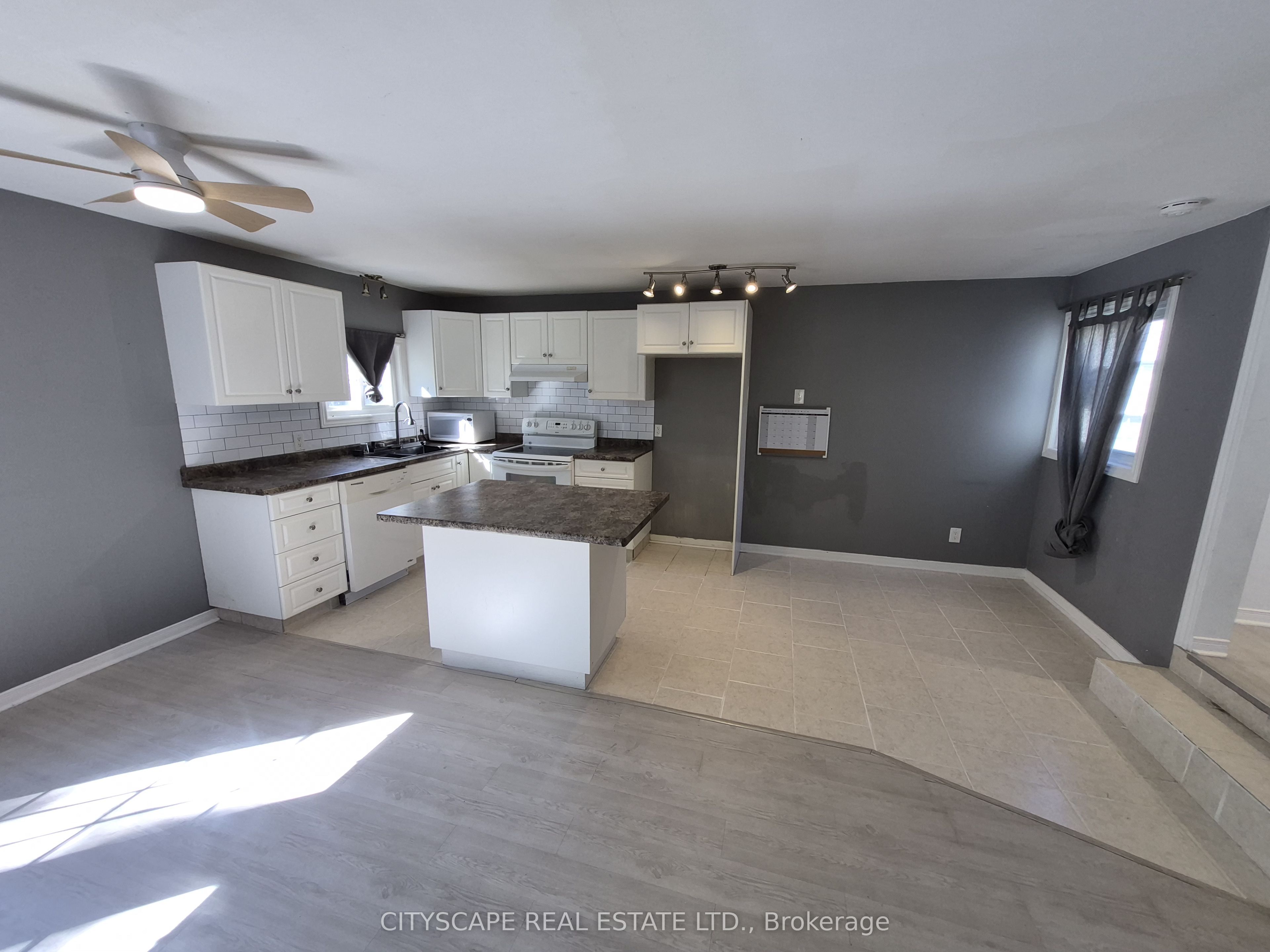 725 Dominion Road