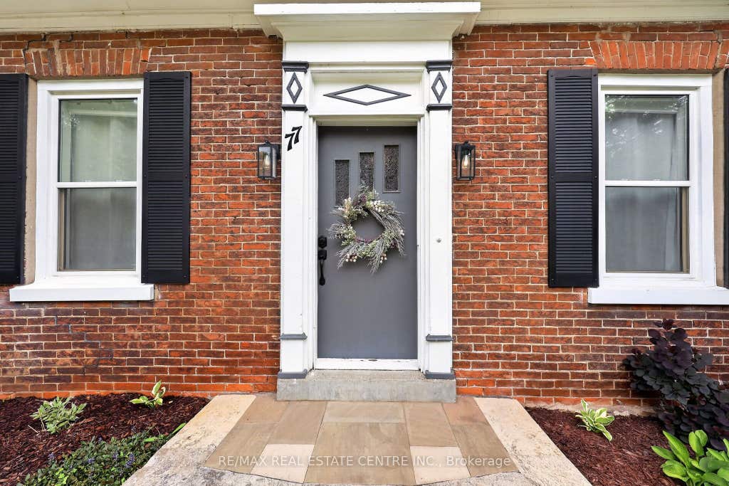 Photo of 77 Mill Street, Orangeville, ON L9W 2M6 (MLS # W13480102)