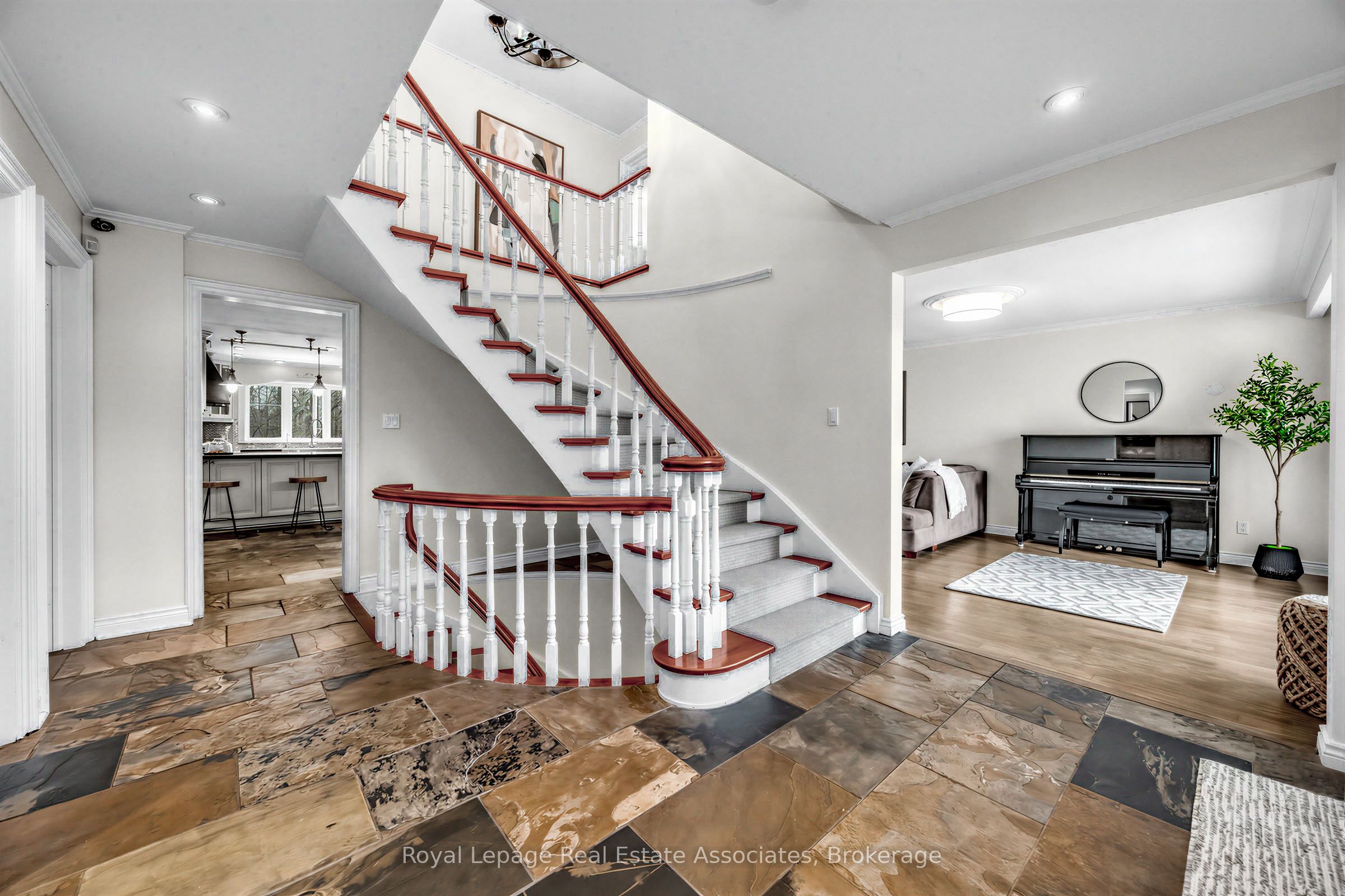 1593 Glenburnie Road