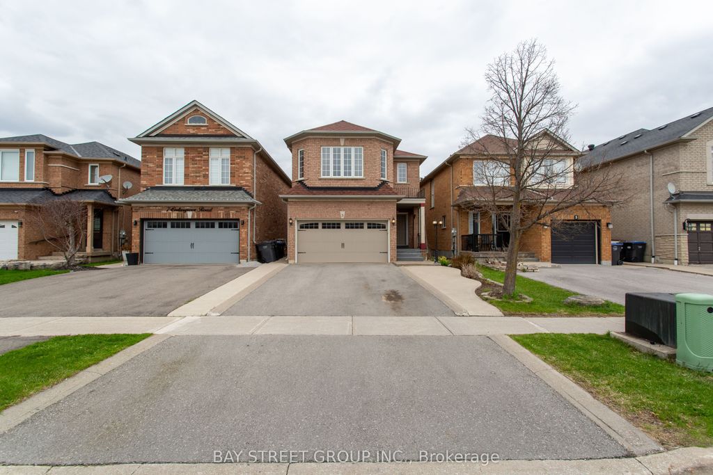 Photo of 5 Cedargrove Road, Caledon, ON L7E 2L4 (MLS # W13082214)