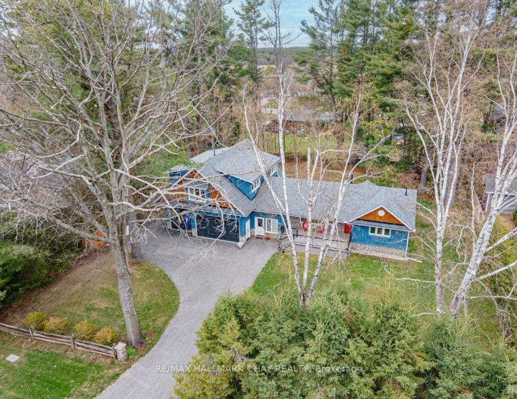 Photo of 18 Lawrence Avenue, Springwater, ON L9X 0W3 (MLS # S13094182)