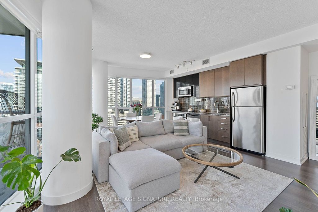 Photo of 89 Dunfield Avenue #1702, Toronto, ON M4S 0A4 (MLS # C12800814)