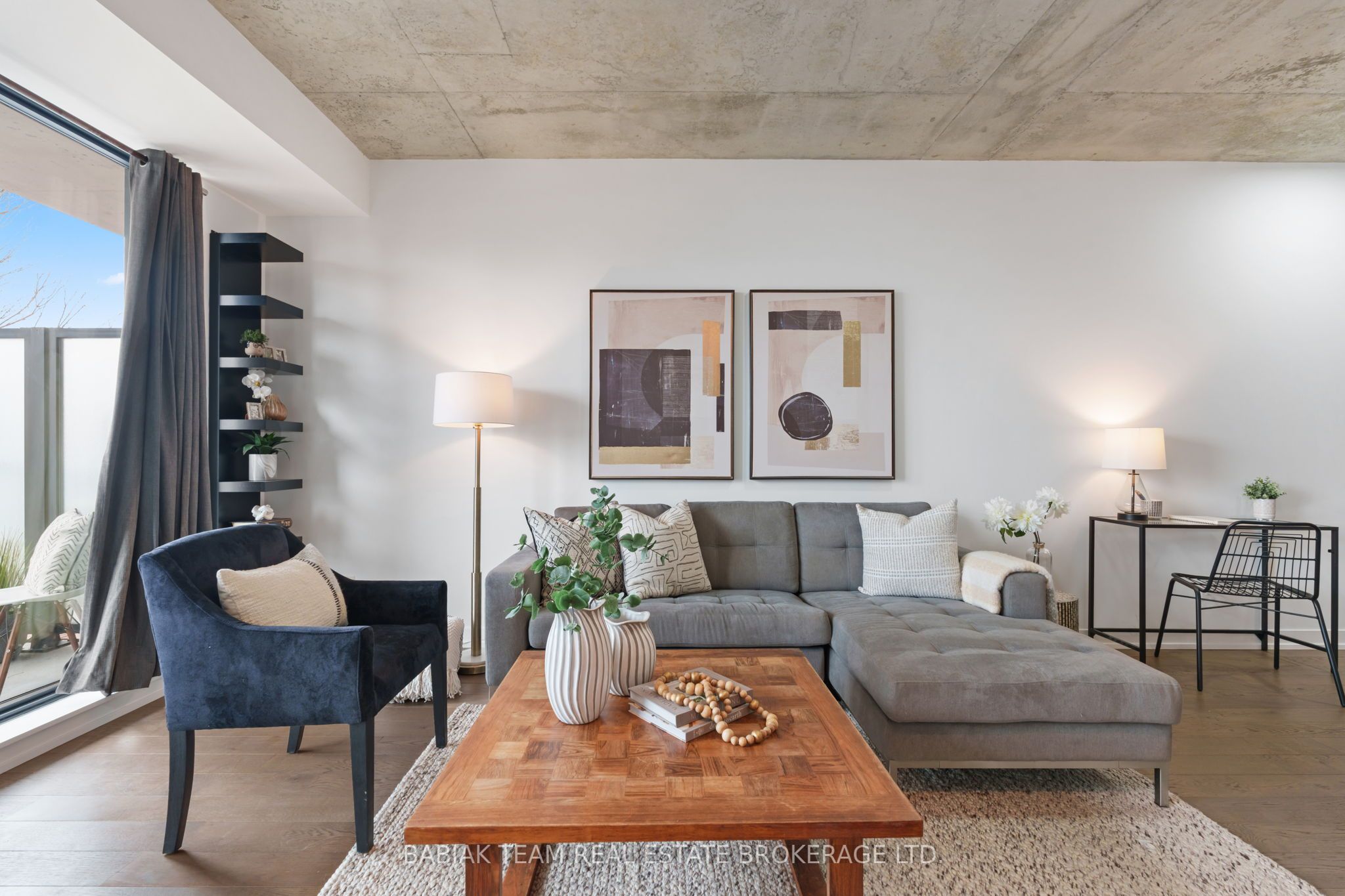 530 Indian Grove 401