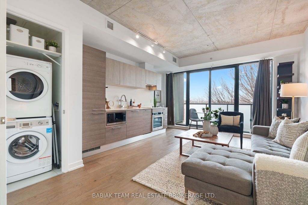 Photo of 530 Indian Grove #401, Toronto, ON M6P 0B3 (MLS # W13052472)