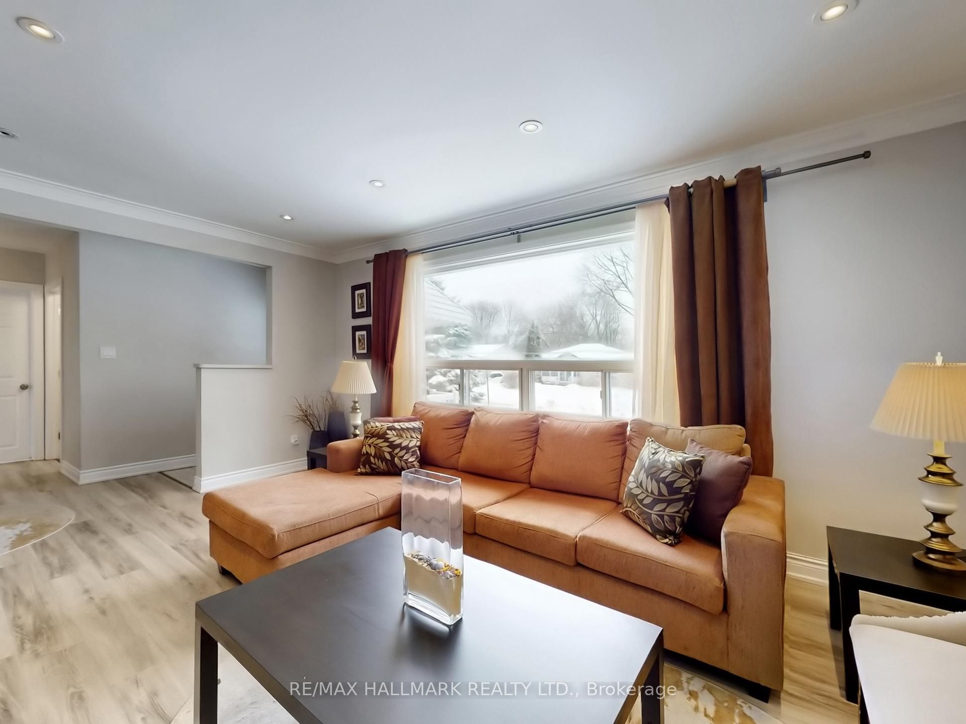 79 Cartier Crescent