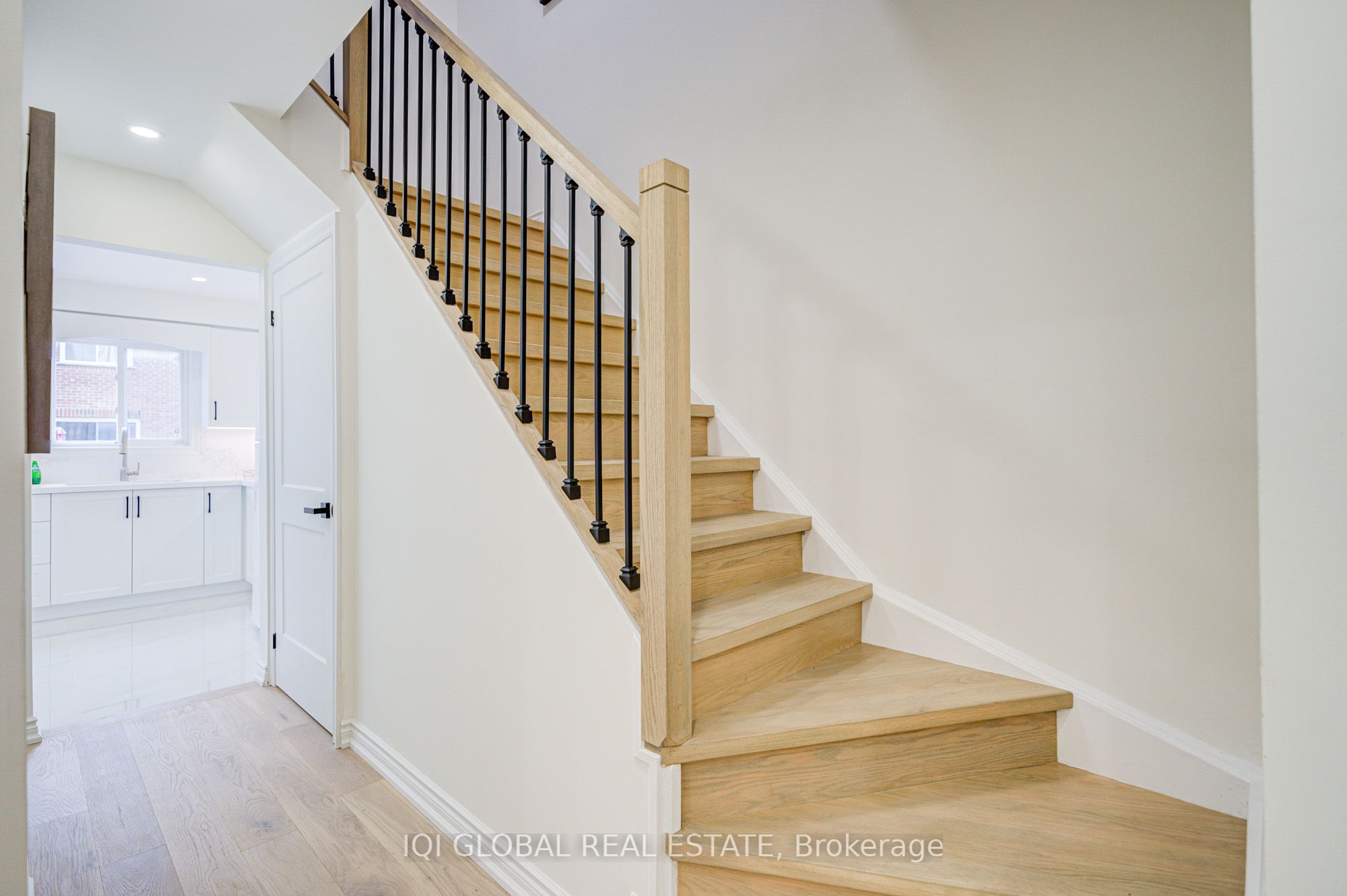 27 Providence Crescent