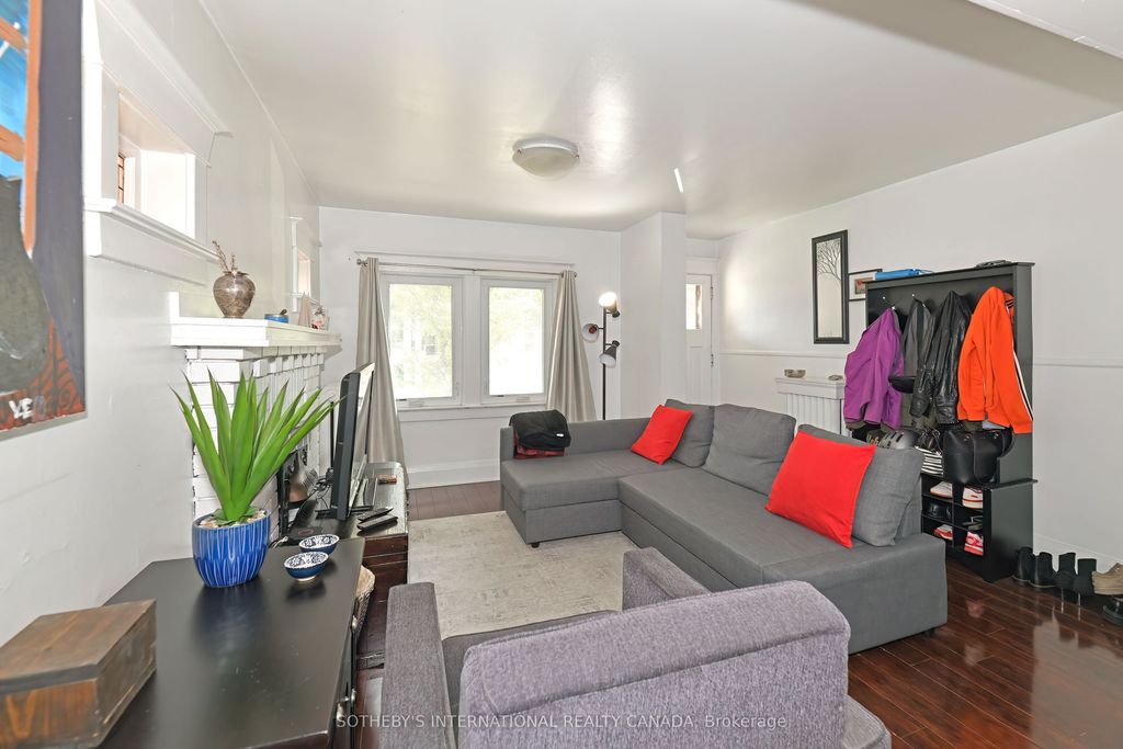 Photo of 60 Mortimer Avenue, Toronto, ON M4K 2A1 (MLS # E12400354)