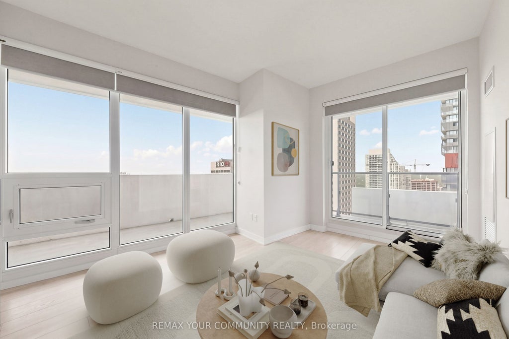 Photo of 2221 Yonge Street #2709, Toronto, ON M4S 2B8 (MLS # C13712124)