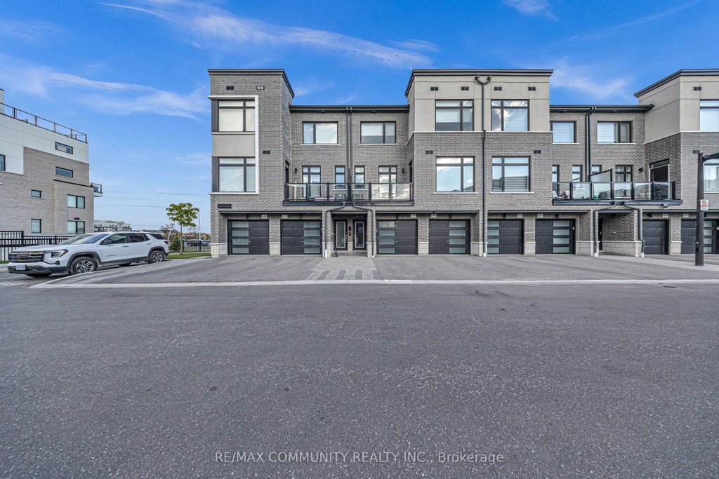 Photo of 2550 Castlegate Crossing #419, Pickering, ON L1X 0H6 (MLS # E13881226)