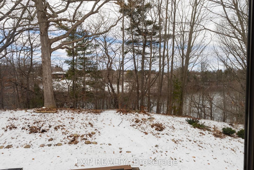 Photo of 122 Parkview Drive, Thames Centre, ON N0L 1G2 (MLS # X12891652)
