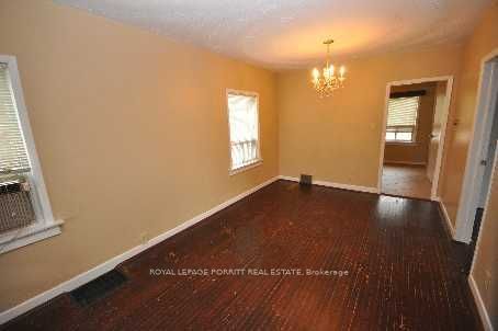 86 Ash Crescent