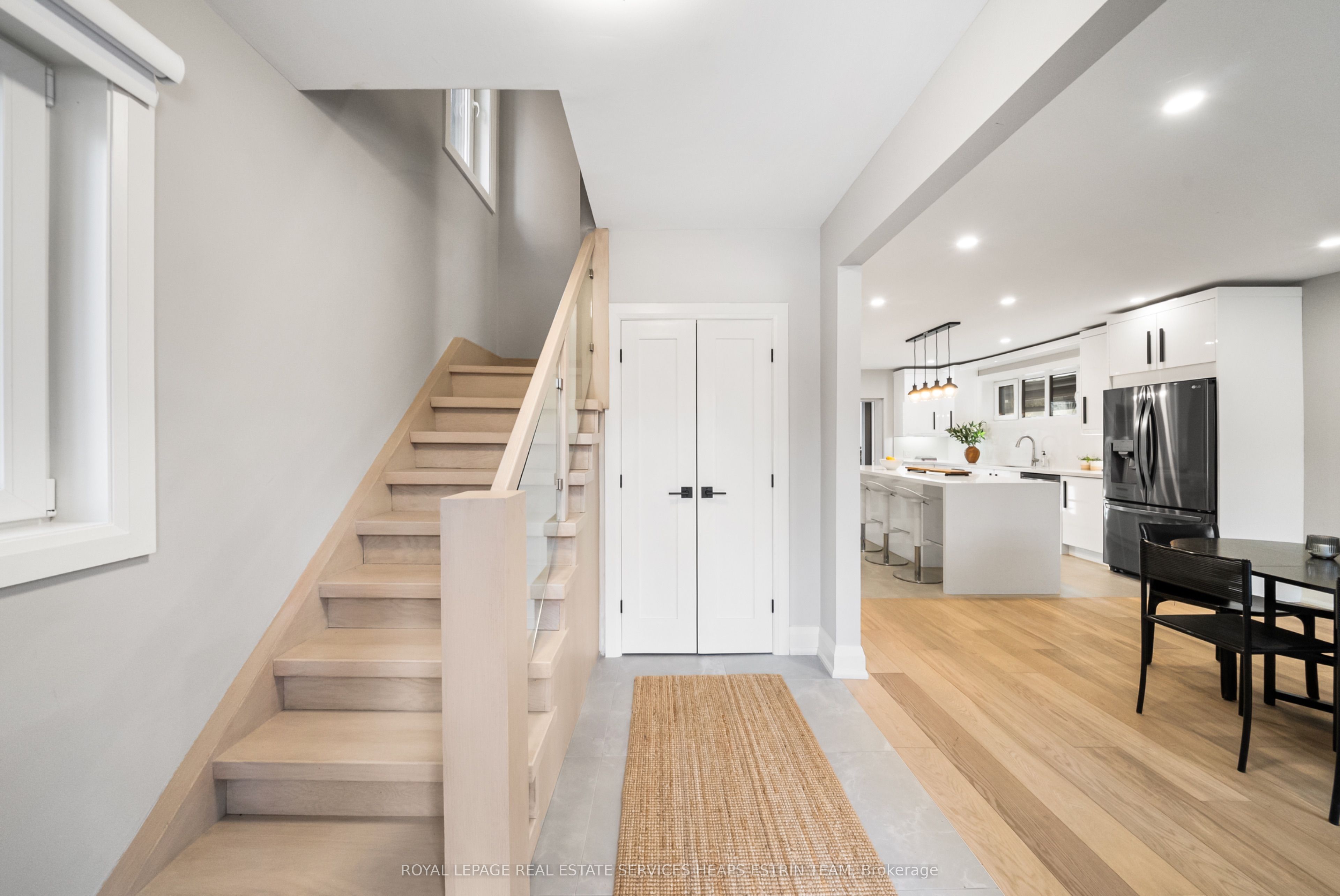 335 St Clair Avenue E