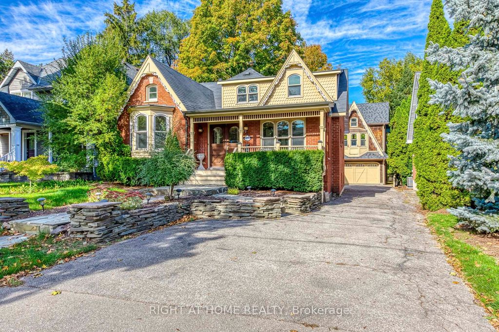 Photo of 435 Maple Avenue, Oakville, ON L6J 2J2 (MLS # W12484602)