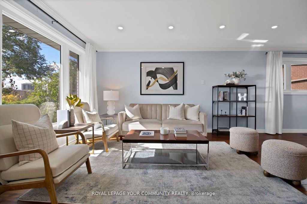 Photo of 651 Burnhamthorpe Road, Toronto, ON M9C 2Z1 (MLS # W12479993)