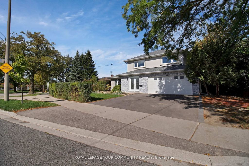 Photo of 651 Burnhamthorpe Road, Toronto, ON M9C 2Z1 (MLS # W12479993)