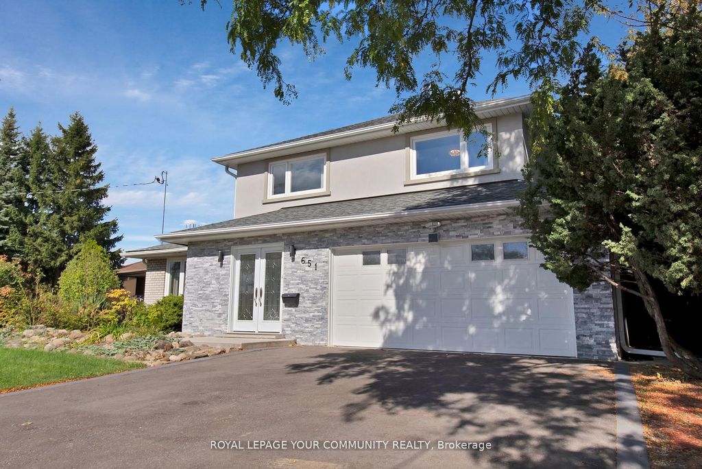 Photo of 651 Burnhamthorpe Road, Toronto, ON M9C 2Z1 (MLS # W12479993)